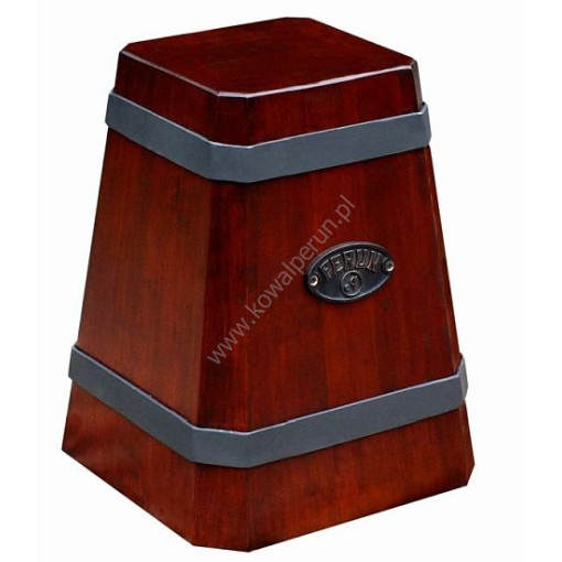 Blacksmith trunk